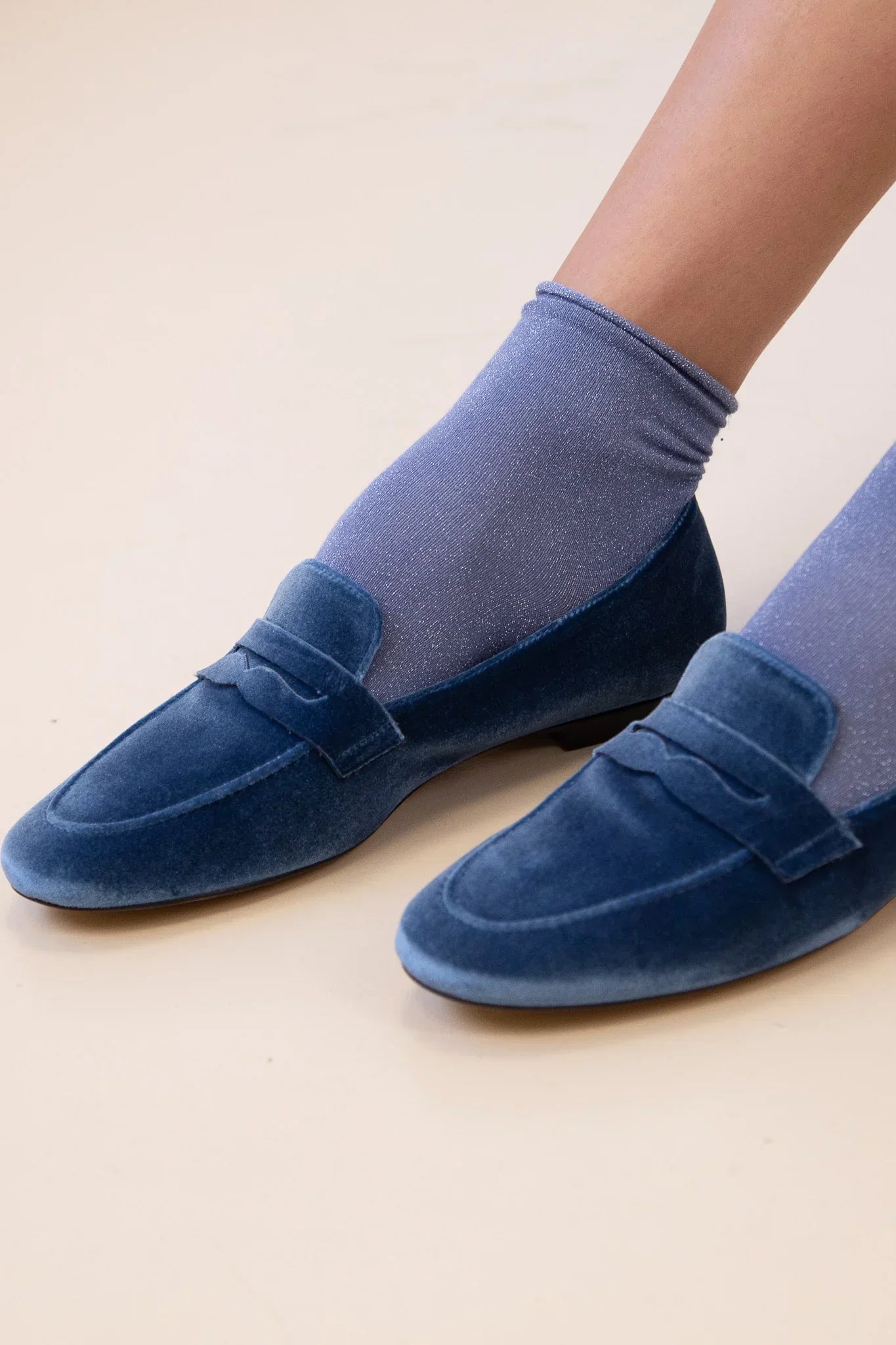 Isolde | Klassieke mocassin van nachtblauw fluweel