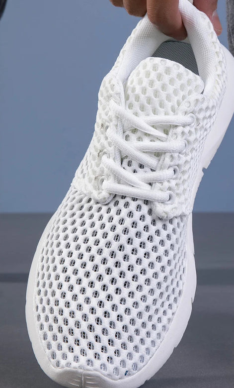 NOVA MESH SNEAKERS