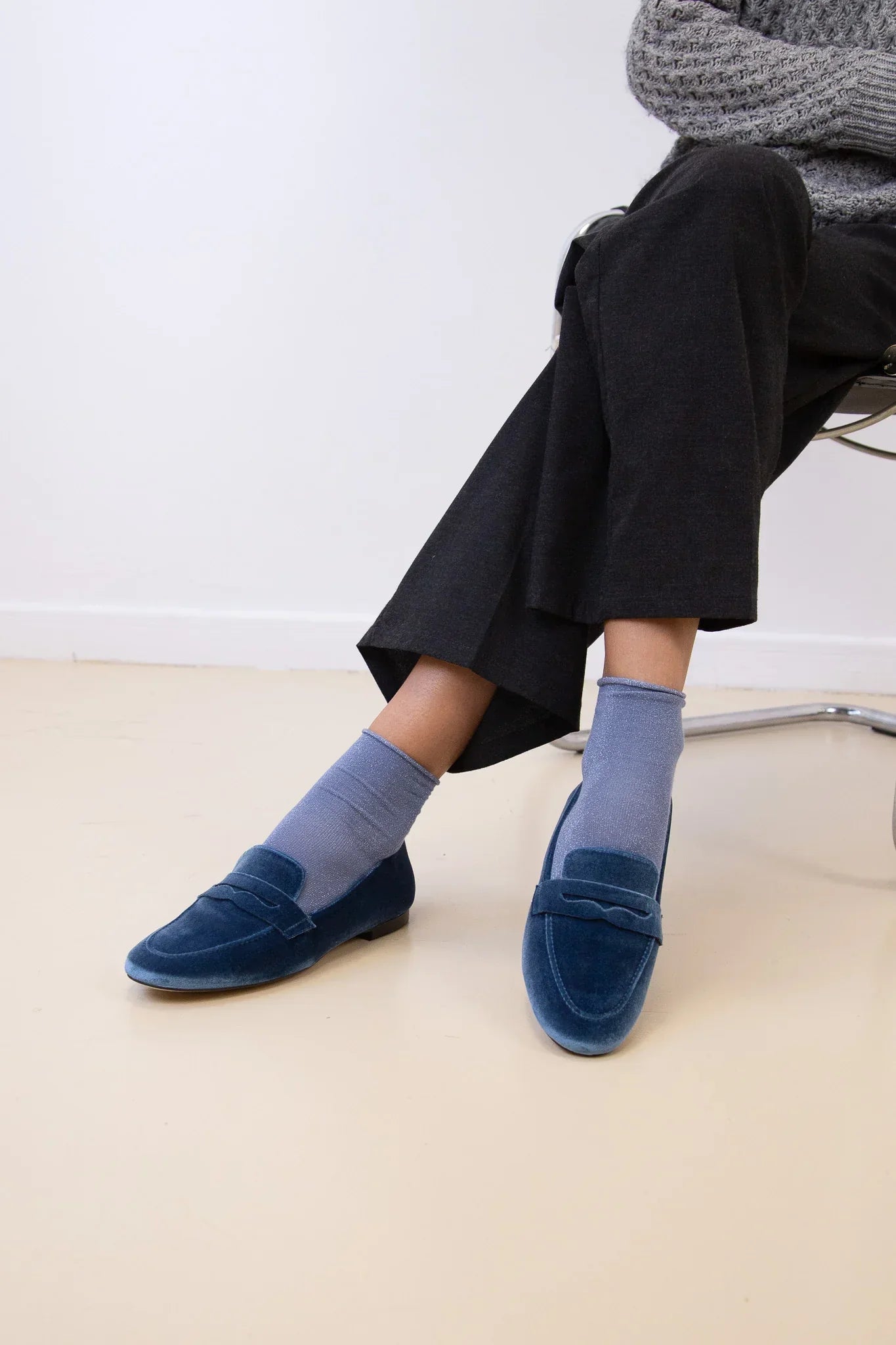 Isolde | Klassieke mocassin van nachtblauw fluweel
