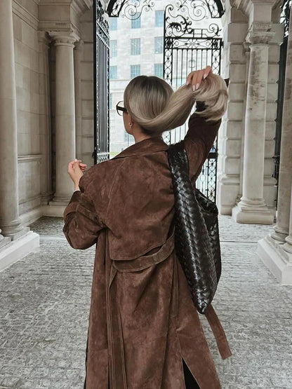 Lunovar™ | Trenchcoat van suède